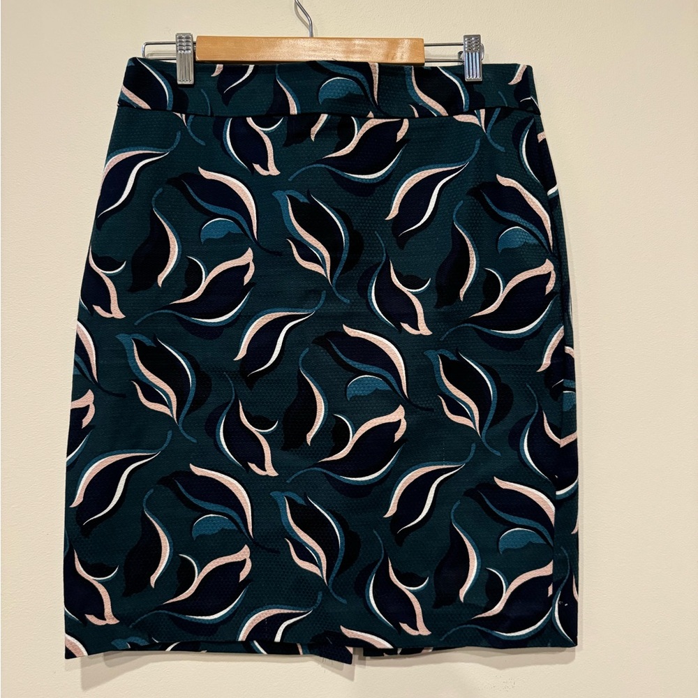 Ann Taylor Factory Skirt -multi color green base